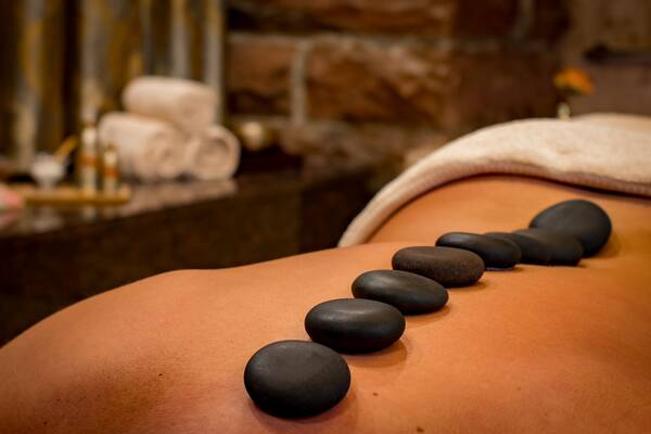 Best of Zedern Klang Massage